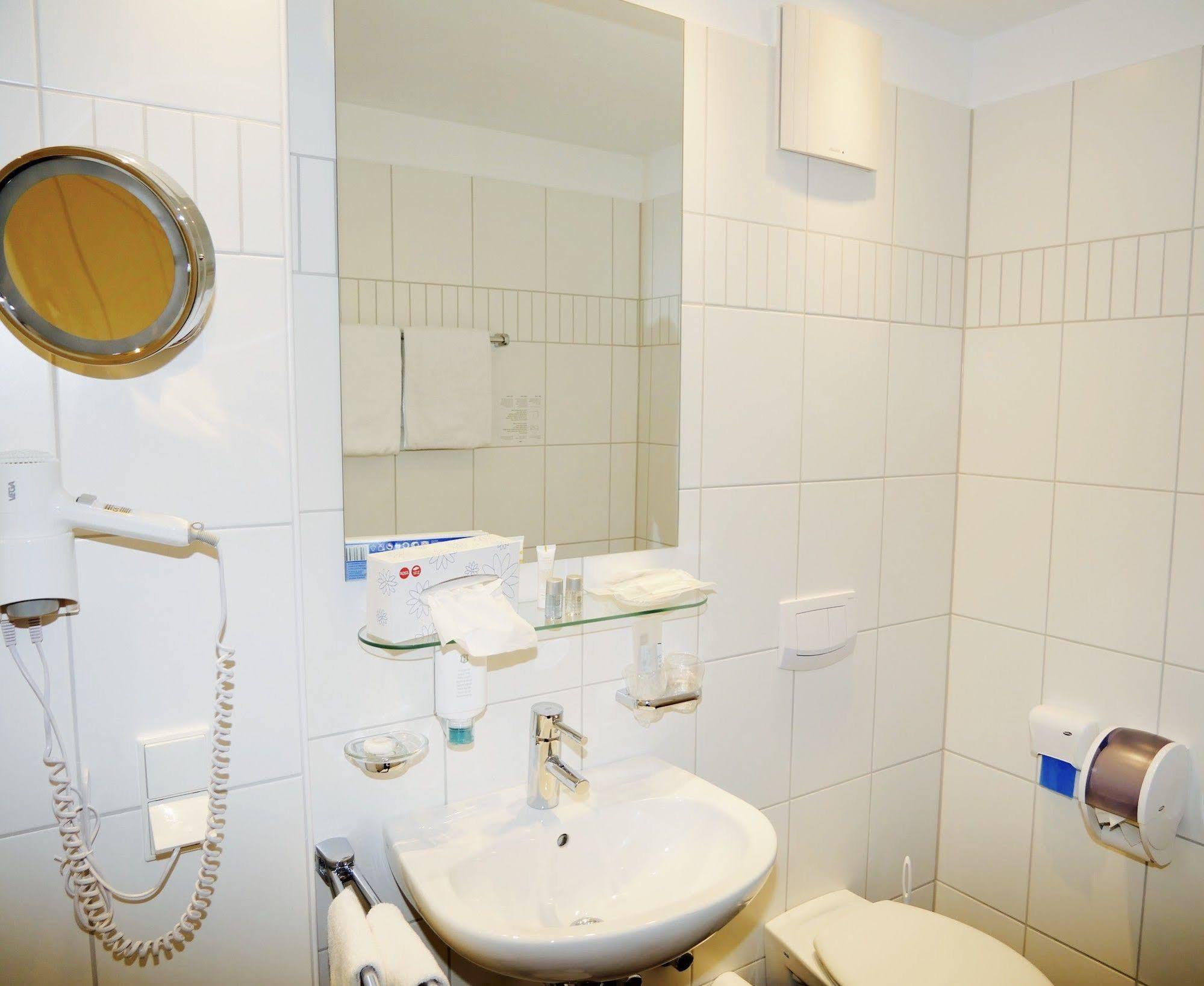 Astenturm Hotel (Adults Only) Winterberg Extérieur photo